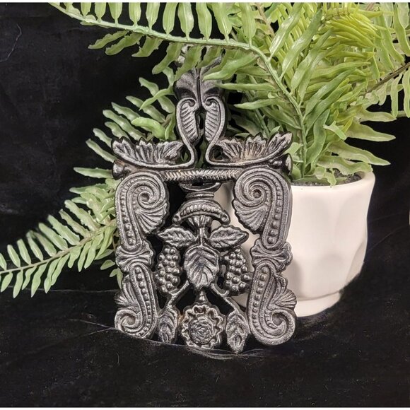 Vintage Cast Iron Trivet with Grape and Scrolls Motif - Picture 2 of 11
